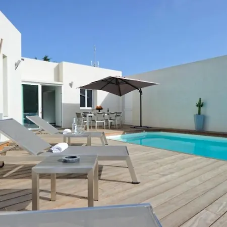 Adorable Vue Et Vue Citadelle Exceptionnelle Piscine Bonifacio (Corsica)
